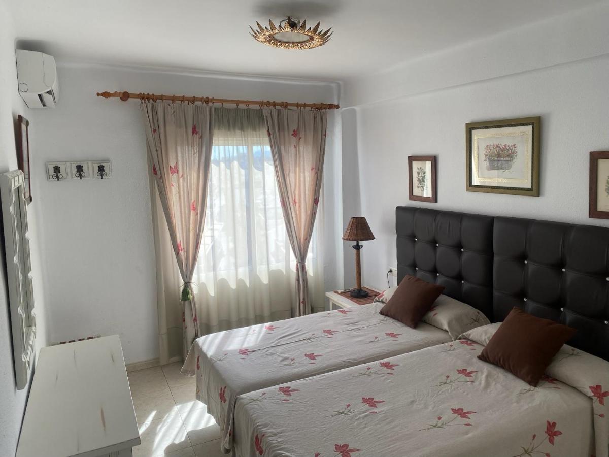 Apartamento Coronado Centro เนร์คา ภายนอก รูปภาพ